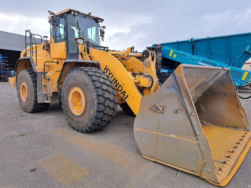 Hyundai HL980XT - Utovarivač točkaš: slika 1 Hyundai HL980XT - Utovarivač točkaš: slika 1