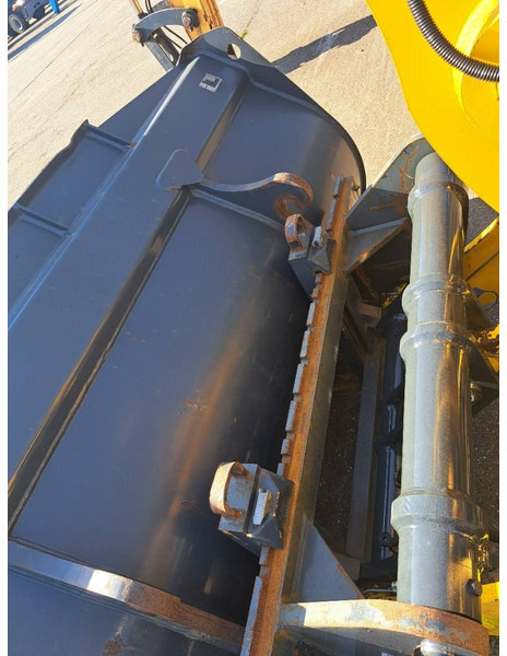 Komatsu WA 100 M-8 - Utovarivač točkaš: slika 5 Komatsu WA 100 M-8 - Utovarivač točkaš: slika 5