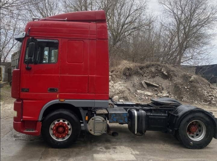 DAF XF 95.430 Tractor head 4x2 - Tegljač: slika 4 DAF XF 95.430 Tractor head 4x2 - Tegljač: slika 4