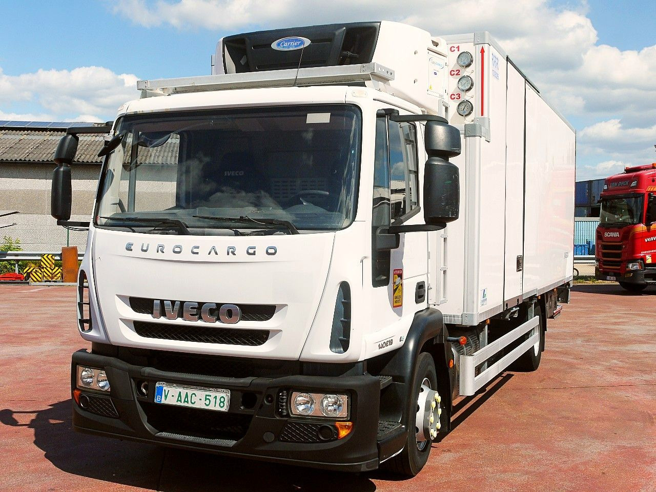 Iveco 140E19 EUROCARGO KUHLKOFFER CARRIER SUPRA 1250MT - Hladnjača: slika 4 Iveco 140E19 EUROCARGO KUHLKOFFER CARRIER SUPRA 1250MT - Hladnjača: slika 4