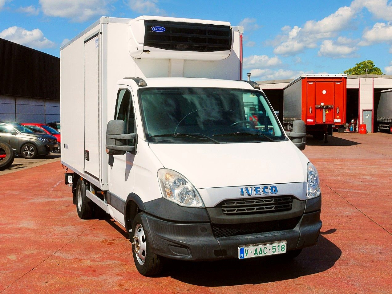 Iveco 35C13 DAILY KUHLKOFFER CARRIER XARIOS 600 MULTI - Dostavno vozilo hladnjača: slika 1 Iveco 35C13 DAILY KUHLKOFFER CARRIER XARIOS 600 MULTI - Dostavno vozilo hladnjača: slika 1