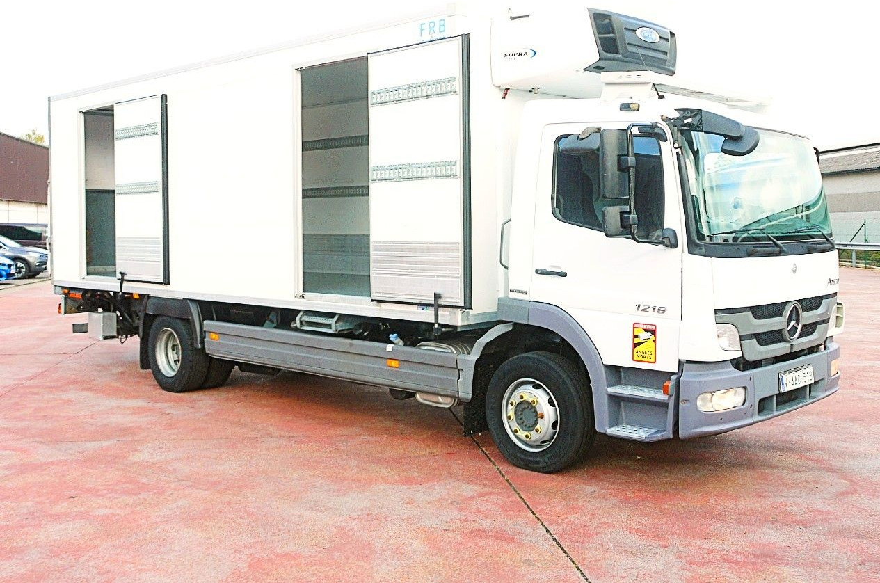 Mercedes-Benz 1218 ATEGO KUHLKOFFER CARRIER SUPRA 550 LBW - Hladnjača: slika 3 Mercedes-Benz 1218 ATEGO KUHLKOFFER CARRIER SUPRA 550 LBW - Hladnjača: slika 3