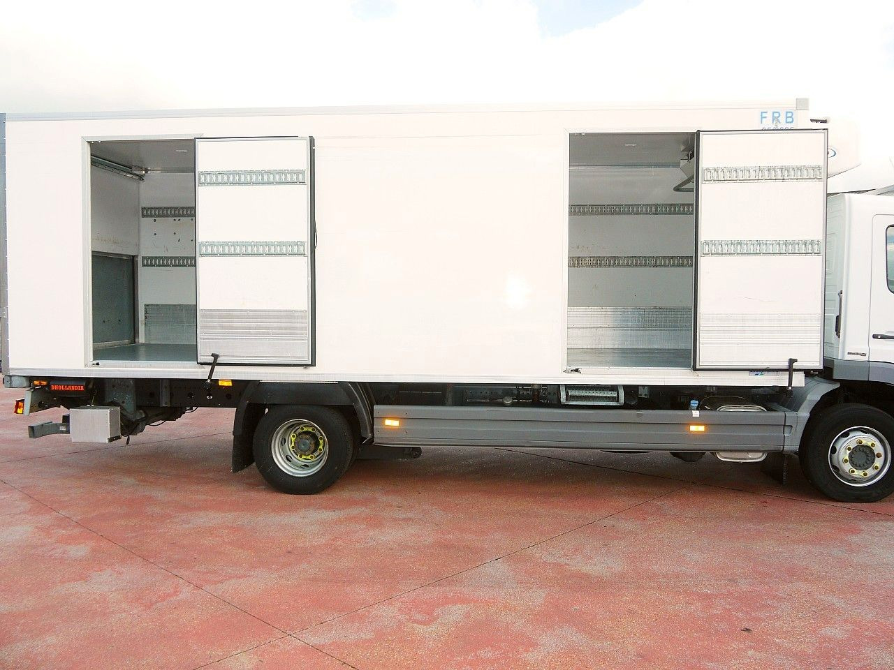 Hladnjača Mercedes-Benz 1218 ATEGO KUHLKOFFER CARRIER SUPRA 550 LBW: slika 12