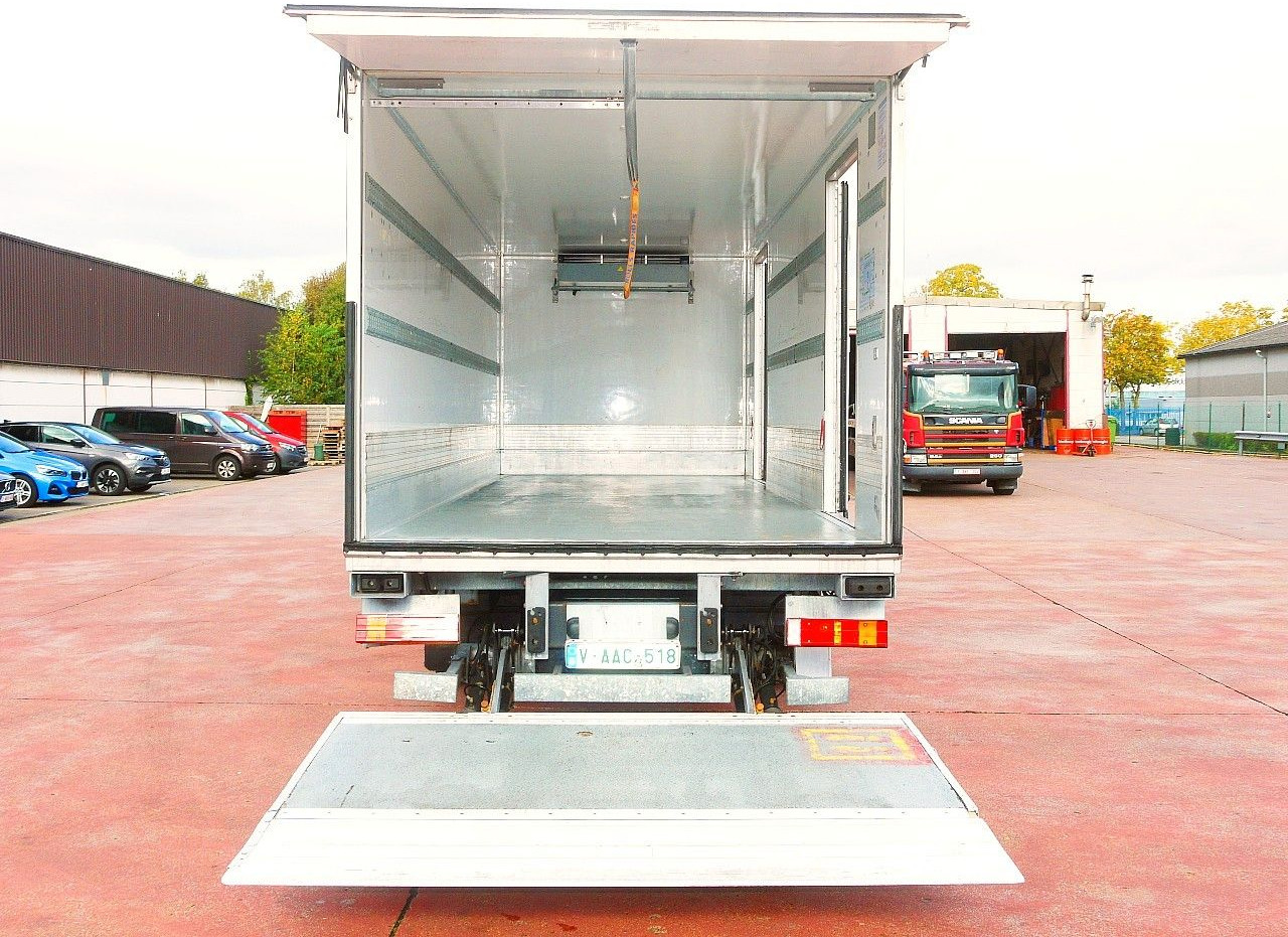 Hladnjača Mercedes-Benz 1218 ATEGO KUHLKOFFER CARRIER SUPRA 550 LBW: slika 9