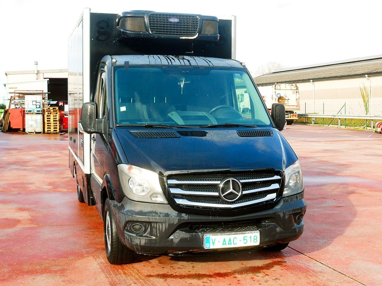 Mercedes-Benz 319 SPRINTER V6 KUHLKOFFER CARRIER PULSOR 600 MT - Dostavno vozilo hladnjača: slika 1 Mercedes-Benz 319 SPRINTER V6 KUHLKOFFER CARRIER PULSOR 600 MT - Dostavno vozilo hladnjača: slika 1