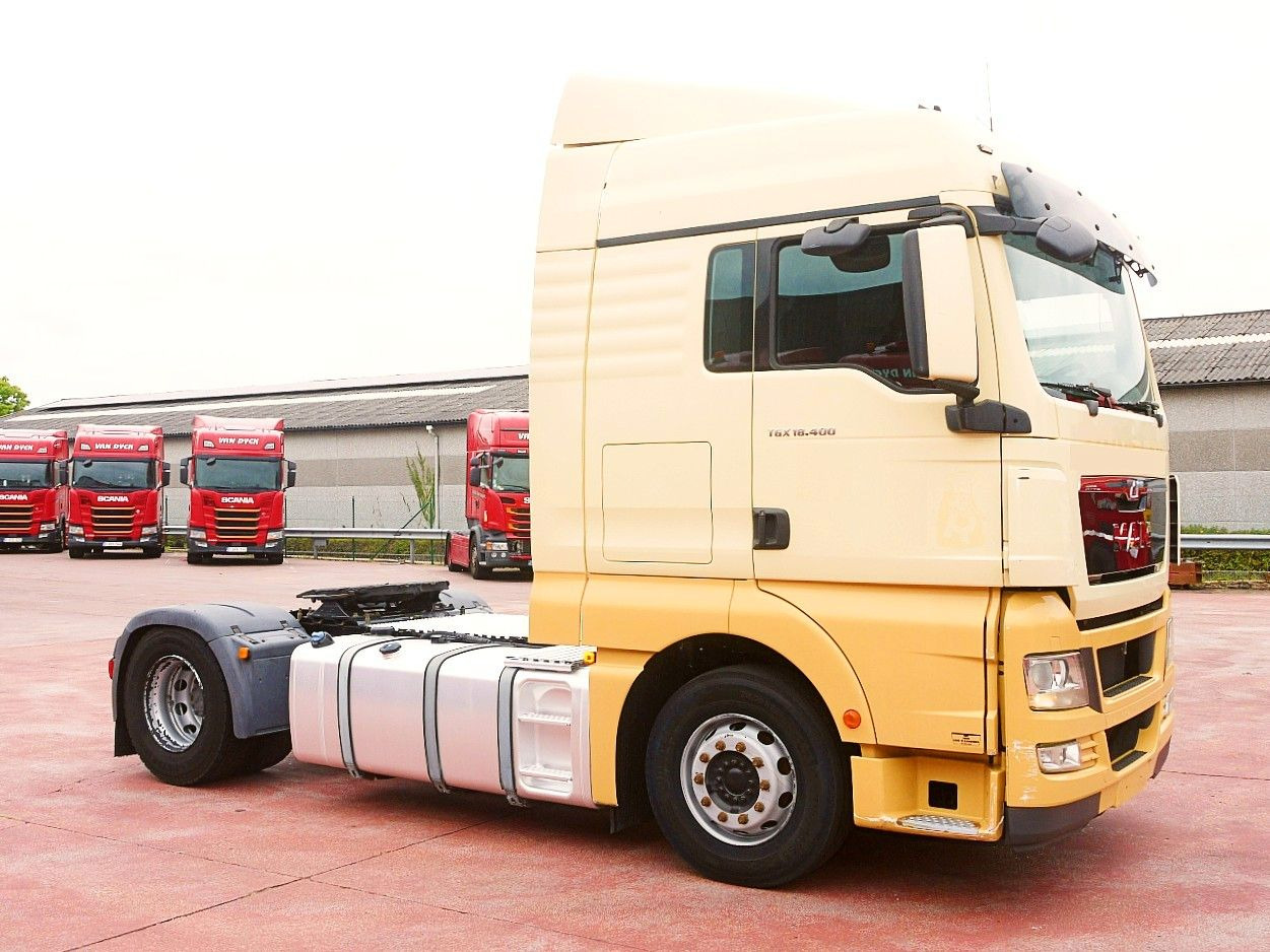 MAN TGX 18.400 TOP ZUSTAND 1e hand A/C - Tegljač: slika 3 MAN TGX 18.400 TOP ZUSTAND 1e hand A/C - Tegljač: slika 3