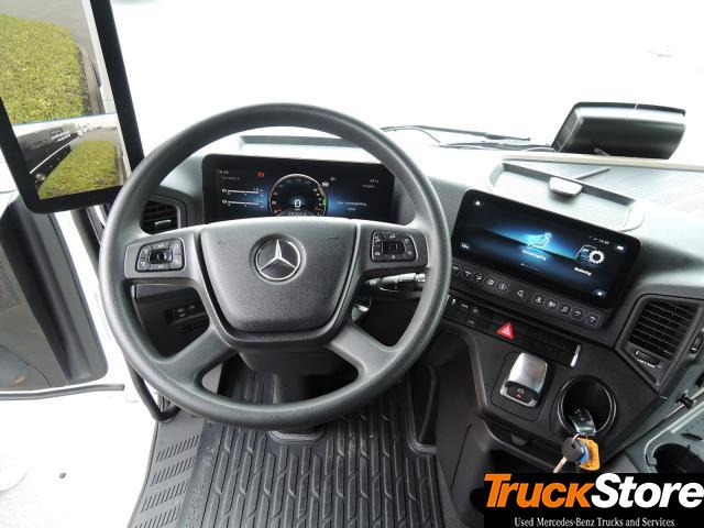 Tegljač Mercedes-Benz Actros 1845 LS: slika 8
