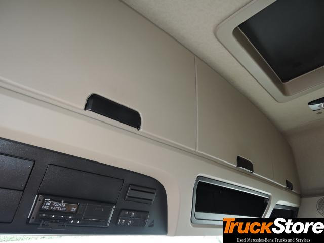 Tegljač Mercedes-Benz Actros 1845 LS: slika 10