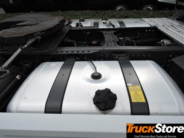 Mercedes-Benz Actros 1845 LS - Tegljač: slika 2 Mercedes-Benz Actros 1845 LS - Tegljač: slika 2