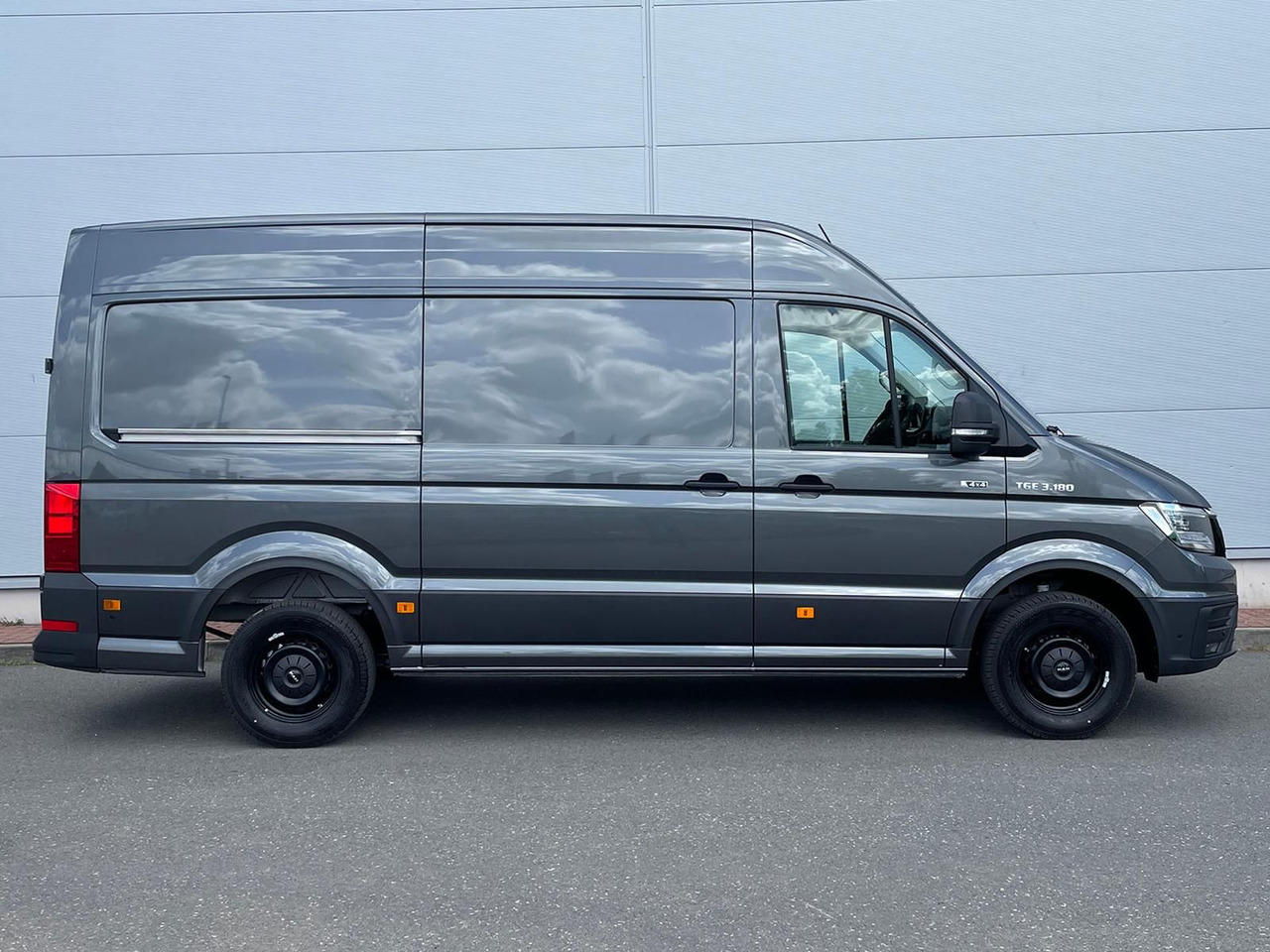 MAN TGE 3.180 L3H3 Kasten 4x4 AHK ACC LED NAV SITZHZ - Dostavno vozilo: slika 5 MAN TGE 3.180 L3H3 Kasten 4x4 AHK ACC LED NAV SITZHZ - Dostavno vozilo: slika 5