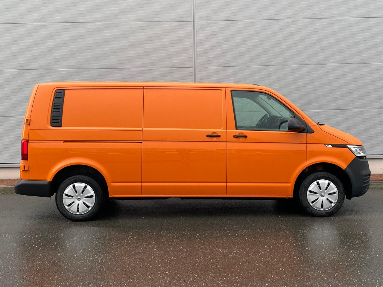 Volkswagen T6.1 Transporter Kasten lang LED PDC KLIMA SITZH - Dostavno vozilo: slika 5 Volkswagen T6.1 Transporter Kasten lang LED PDC KLIMA SITZH - Dostavno vozilo: slika 5