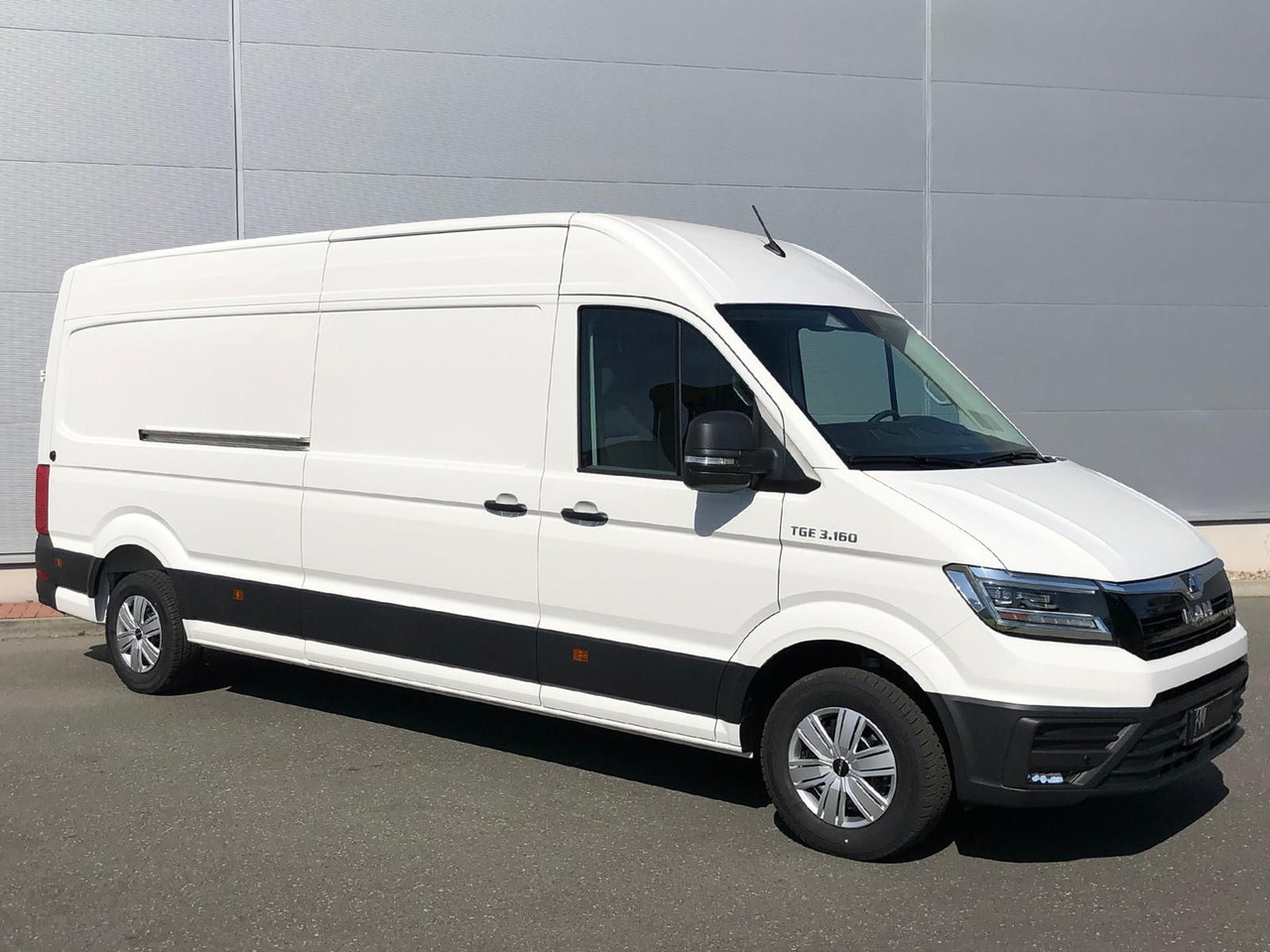 MAN TGE 3.160 Kasten L4H3 LED HECK AUTOM AHK TEMP - Automobil: slika 2 MAN TGE 3.160 Kasten L4H3 LED HECK AUTOM AHK TEMP - Automobil: slika 2