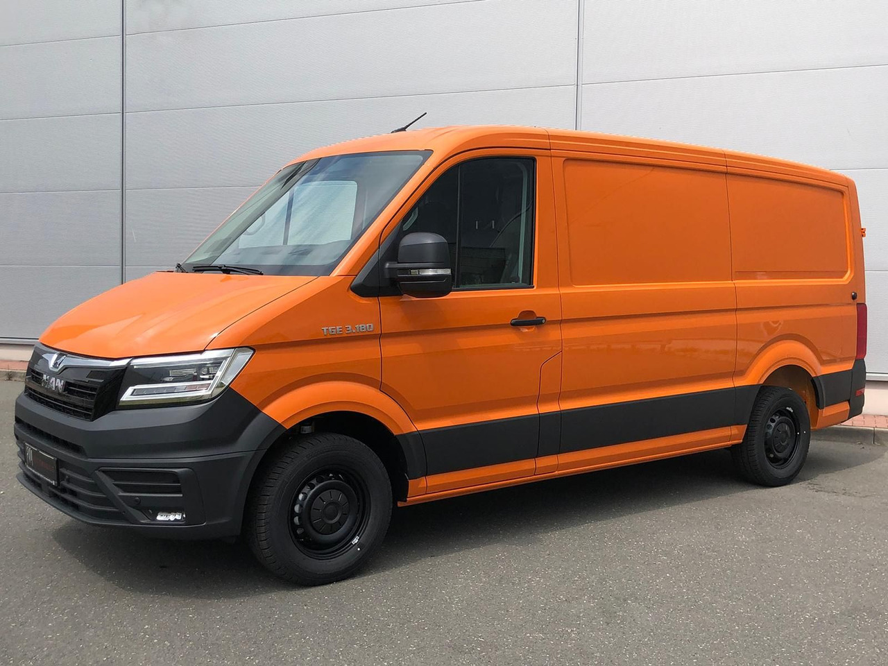 MAN TGE 3.180 Kasten L3H2 TEMPOMAT LED STANDHZ NAVI - Automobil: slika 1 MAN TGE 3.180 Kasten L3H2 TEMPOMAT LED STANDHZ NAVI - Automobil: slika 1