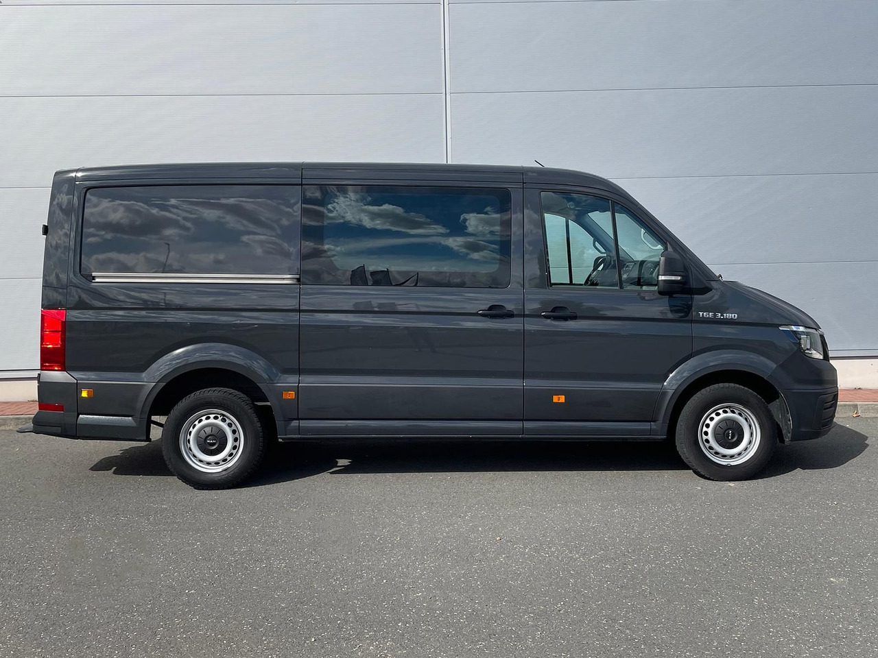 MAN TGE 3.180 L3H2 Kasten KAMERA KLIMA AHK - Furgon: slika 5 MAN TGE 3.180 L3H2 Kasten KAMERA KLIMA AHK - Furgon: slika 5