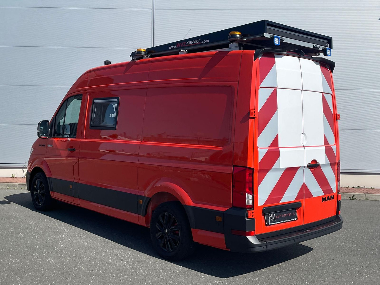 Automobil MAN TGE 3.180 L3H3 Individual S BF3 + BEGLEITFAHRZEU: slika 8