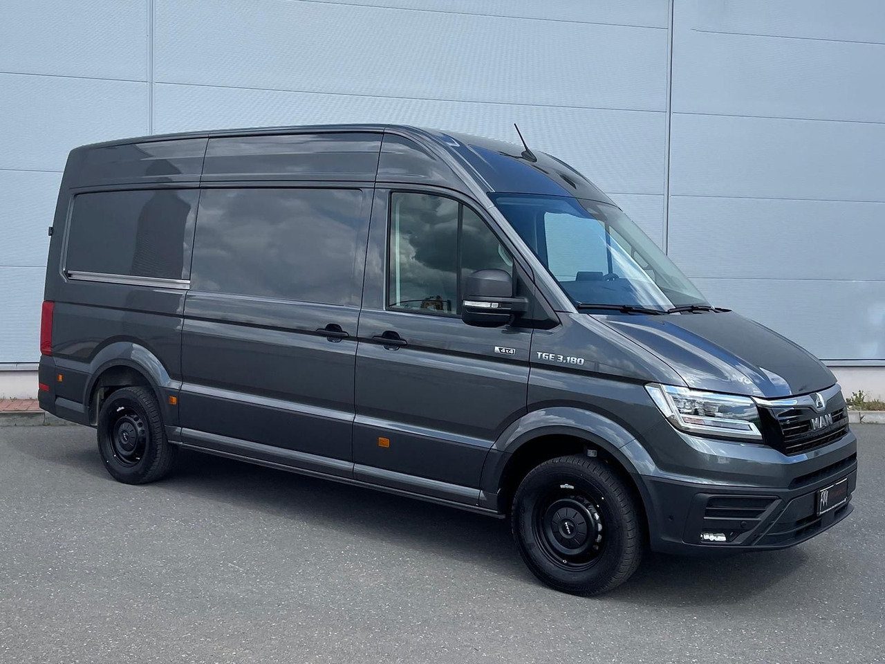 MAN TGE 3.180 L3H3 Kasten 4x4 CAMPER AHK ACC LED NAV - Furgon: slika 2 MAN TGE 3.180 L3H3 Kasten 4x4 CAMPER AHK ACC LED NAV - Furgon: slika 2