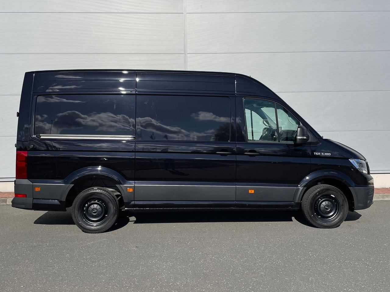 MAN TGE 3.180 L3H3 Kasten STANDHZ ACC NAVI KAMERA - Automobil: slika 5 MAN TGE 3.180 L3H3 Kasten STANDHZ ACC NAVI KAMERA - Automobil: slika 5