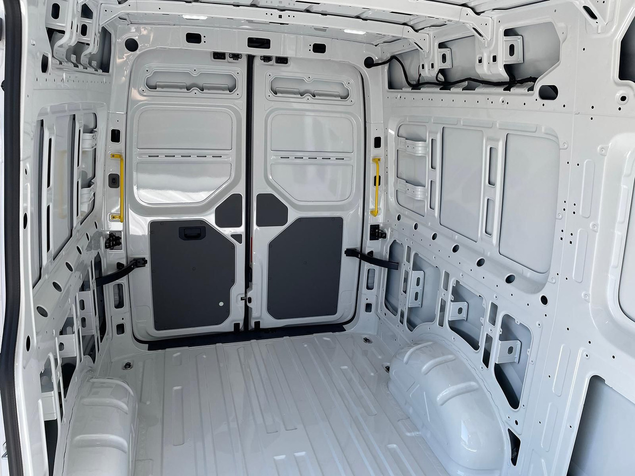 Furgon MAN TGE 3.180 L3H3 Kasten STANDHZ ACC NAVI KAMERA: slika 10 Furgon MAN TGE 3.180 L3H3 Kasten STANDHZ ACC NAVI KAMERA: slika 10