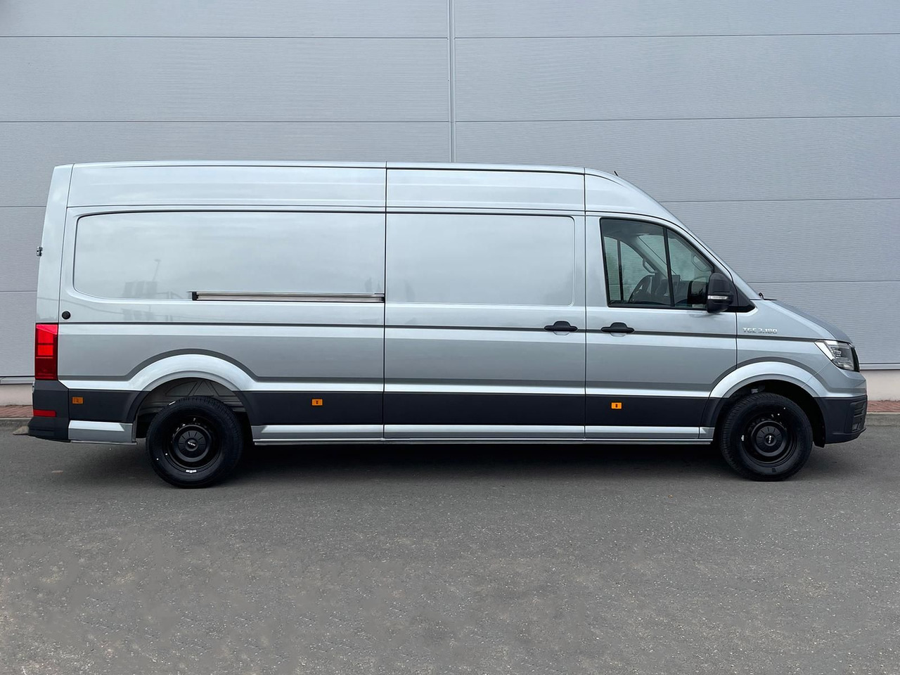 MAN TGE 3.180 L4H3 Kasten AHK STANDHZ ACC LED SITZHZ - Furgon: slika 5 MAN TGE 3.180 L4H3 Kasten AHK STANDHZ ACC LED SITZHZ - Furgon: slika 5