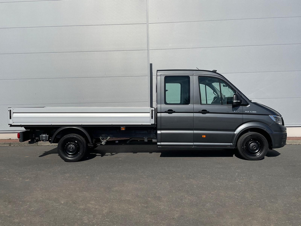 MAN TGE 3.180 Pritsche DOKA LR 4x4 ACC LED DIFF-SPER - Dostavno vozilo s ravnom platformom, Dostavno vozilo sa duplom kabinom: slika 5 MAN TGE 3.180 Pritsche DOKA LR 4x4 ACC LED DIFF-SPER - Dostavno vozilo s ravnom platformom, Dostavno vozilo sa duplom kabinom: slika 5