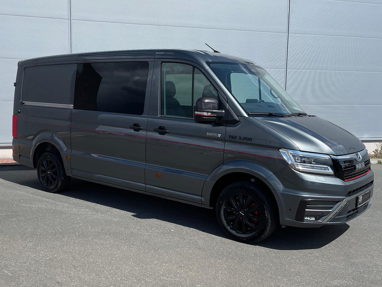 MAN TGE 3.200 L3H2 MIXTO 4x4 Individual S ACC STHZ - Furgon, Dostavno vozilo sa duplom kabinom: slika 2 MAN TGE 3.200 L3H2 MIXTO 4x4 Individual S ACC STHZ - Furgon, Dostavno vozilo sa duplom kabinom: slika 2