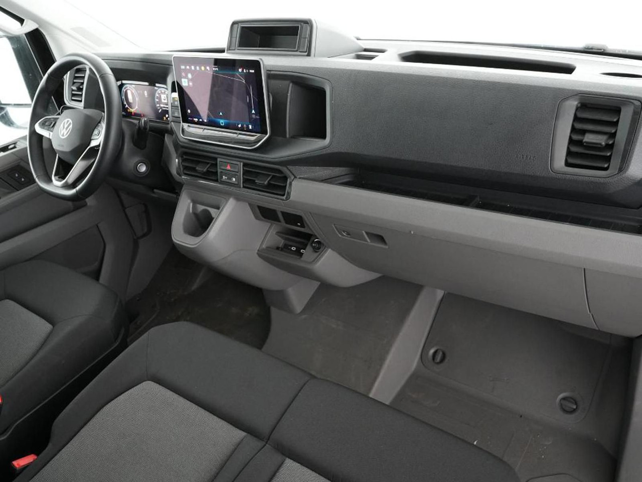 Volkswagen Crafter Kasten 35 L3H3 NAVI KLIMA DAB PDC - Putnički kombi: slika 3 Volkswagen Crafter Kasten 35 L3H3 NAVI KLIMA DAB PDC - Putnički kombi: slika 3