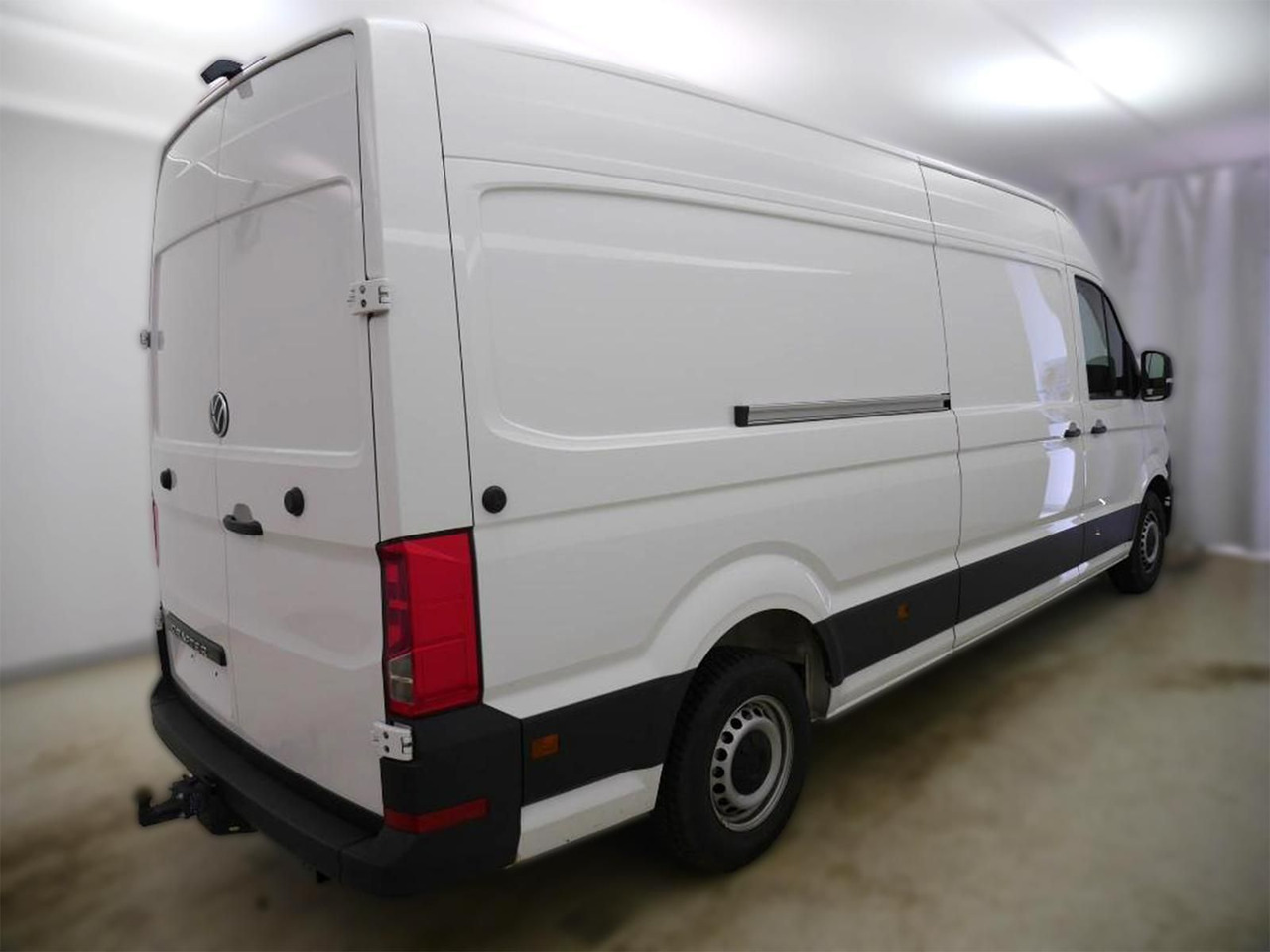Volkswagen Crafter Kasten 35 L4H3 KAMERA KLIMA SITZHZ DAB - Furgon: slika 2 Volkswagen Crafter Kasten 35 L4H3 KAMERA KLIMA SITZHZ DAB - Furgon: slika 2