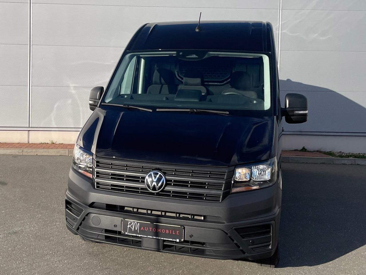 Volkswagen Crafter Kasten 35 L4H3 NAV SITZHZ AHK DAB KAMERA - Furgon: slika 3 Volkswagen Crafter Kasten 35 L4H3 NAV SITZHZ AHK DAB KAMERA - Furgon: slika 3
