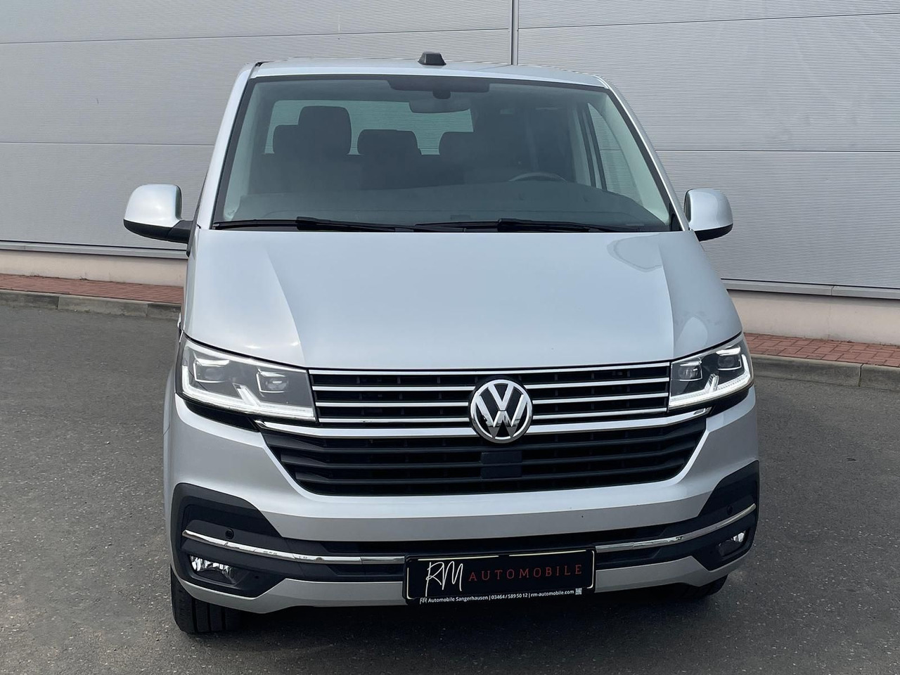 Volkswagen T6.1 Caravelle Highline STANDHZ NAVI LEDER PDC - Putnički kombi: slika 3 Volkswagen T6.1 Caravelle Highline STANDHZ NAVI LEDER PDC - Putnički kombi: slika 3