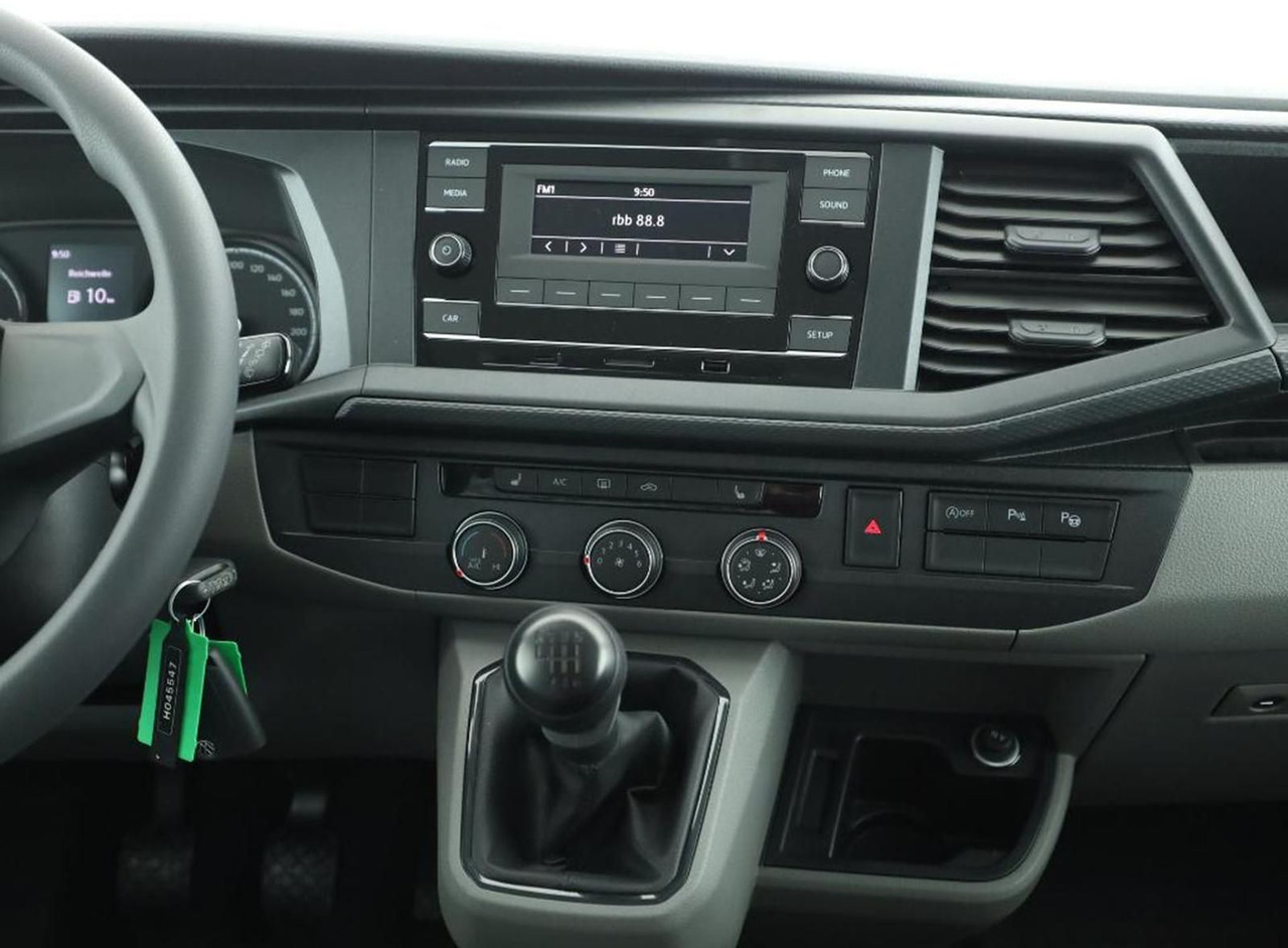 Volkswagen T6.1 Transporter LR FWD PDC SITZHZ TEMP AHK - Furgon: slika 5 Volkswagen T6.1 Transporter LR FWD PDC SITZHZ TEMP AHK - Furgon: slika 5