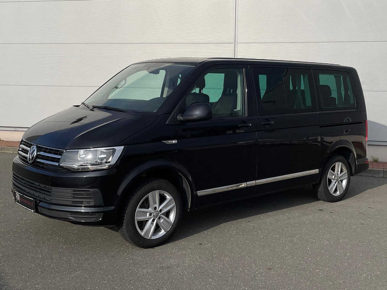 Volkswagen T6 Multivan Comfortline 4M AHK STANDHZ SITZH DAB - Putnički kombi: slika 1 Volkswagen T6 Multivan Comfortline 4M AHK STANDHZ SITZH DAB - Putnički kombi: slika 1