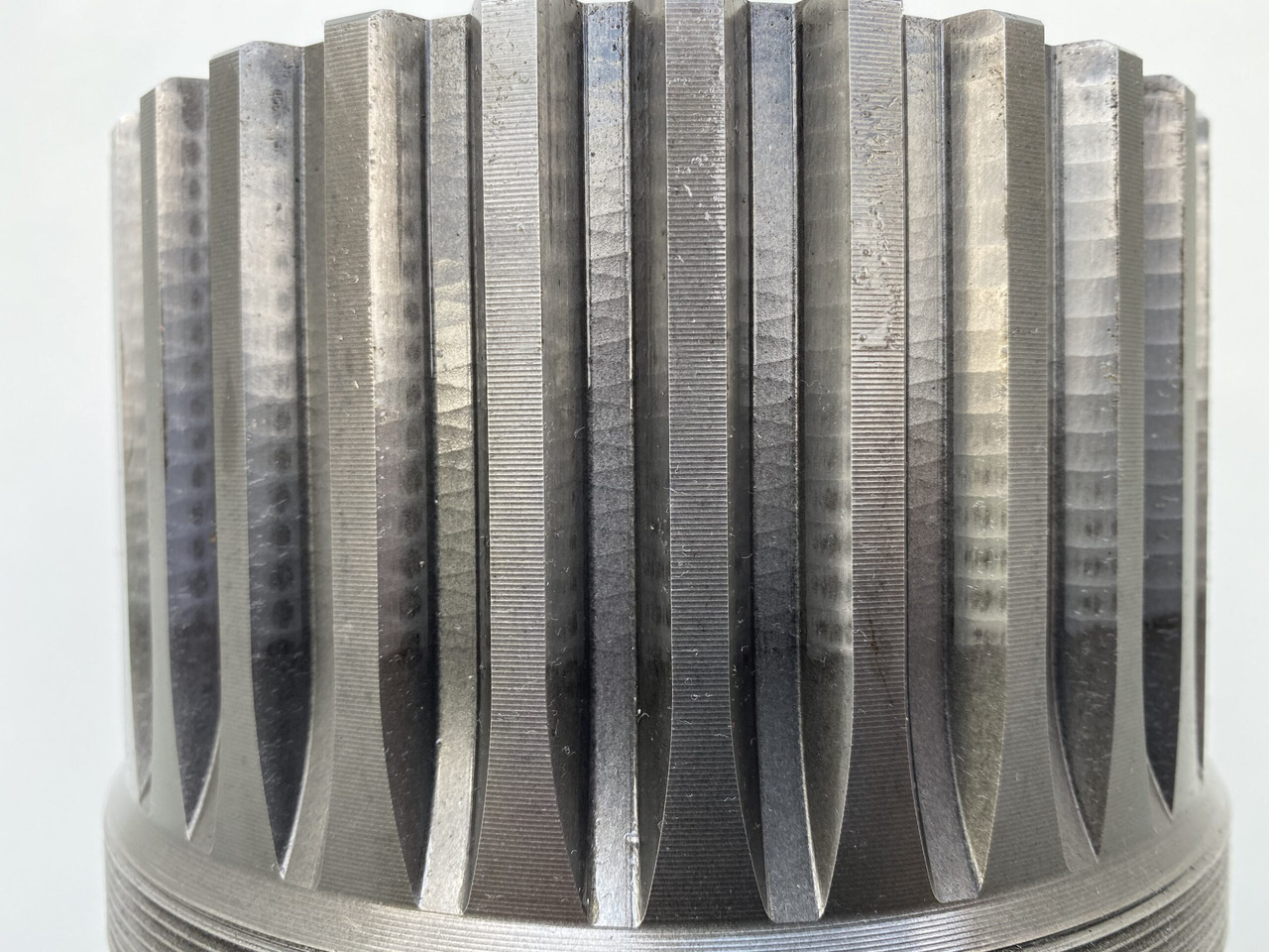 Motor okretanja za Bager guseničar Liebherr Abtriebswelle ID-Nr.932186301. LH120C,LH120ET,LH120M,LH150C,LH150CHR,LH150M,R984C, R984CHDEW,R984C-LI,R984CHR,R9350,R9400,R994,R996.  #ZTM#: slika 16