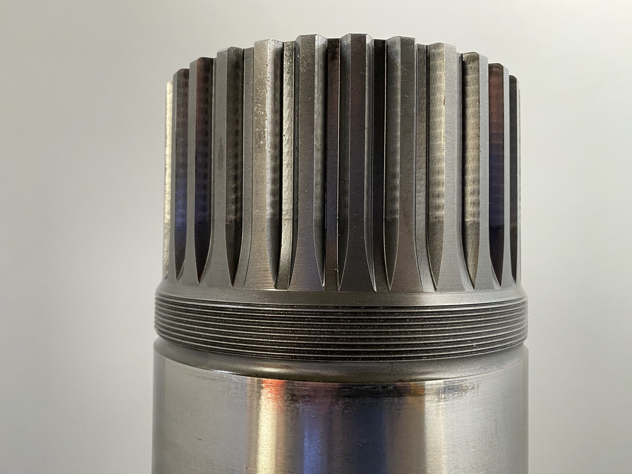 Motor okretanja za Bager guseničar Liebherr Abtriebswelle ID-Nr.932186301. LH120C,LH120ET,LH120M,LH150C,LH150CHR,LH150M,R984C, R984CHDEW,R984C-LI,R984CHR,R9350,R9400,R994,R996.  #ZTM#: slika 14