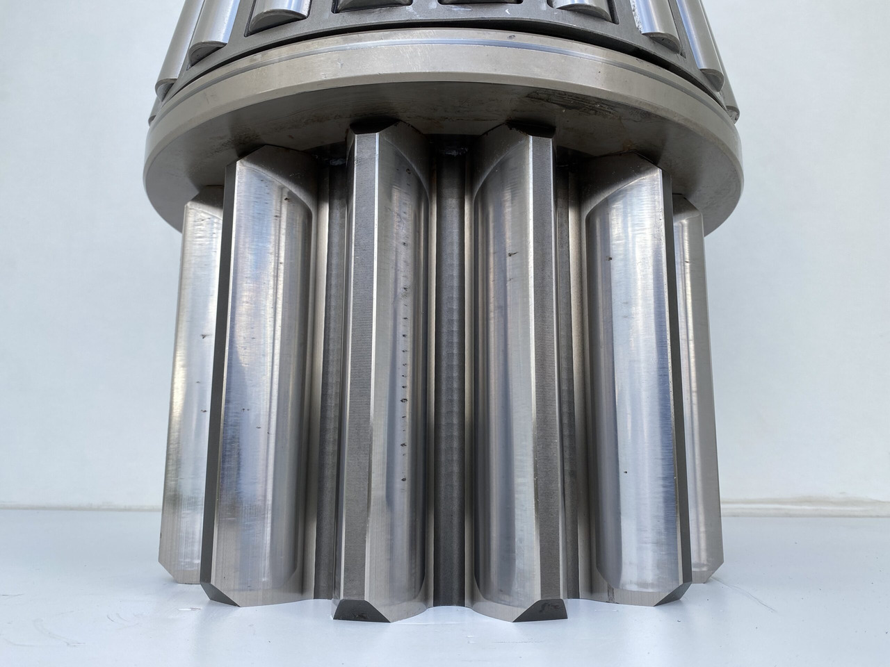 Motor okretanja za Bager guseničar Liebherr Abtriebswelle ID-Nr.932186301. LH120C,LH120ET,LH120M,LH150C,LH150CHR,LH150M,R984C, R984CHDEW,R984C-LI,R984CHR,R9350,R9400,R994,R996.  #ZTM#: slika 9