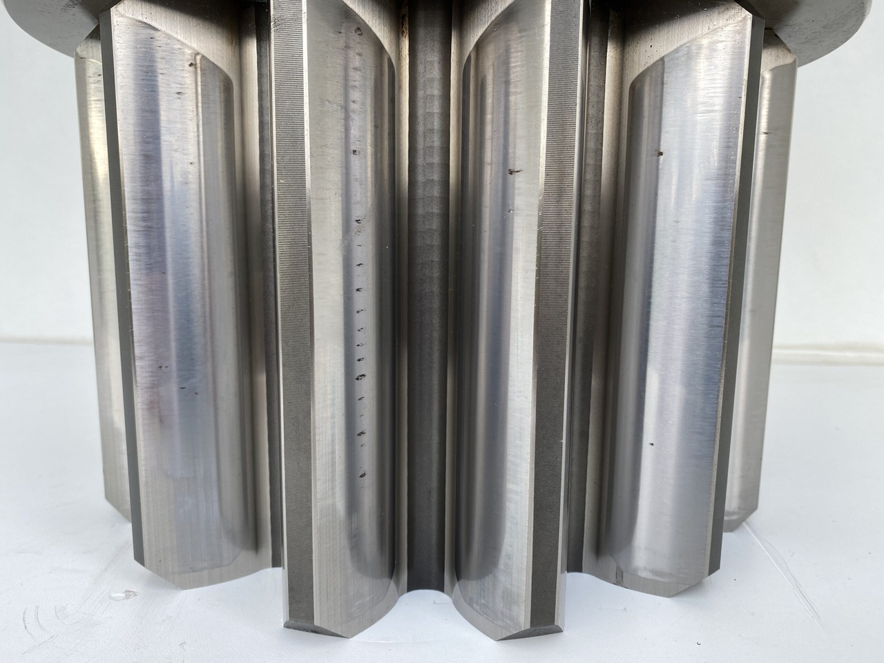 Motor okretanja za Bager guseničar Liebherr Abtriebswelle ID-Nr.932186301. LH120C,LH120ET,LH120M,LH150C,LH150CHR,LH150M,R984C, R984CHDEW,R984C-LI,R984CHR,R9350,R9400,R994,R996.  #ZTM#: slika 11