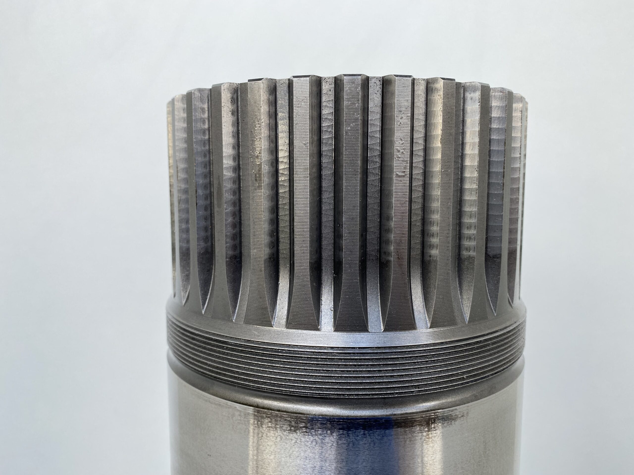 Motor okretanja za Bager guseničar Liebherr Abtriebswelle ID-Nr.932186301. LH120C,LH120ET,LH120M,LH150C,LH150CHR,LH150M,R984C, R984CHDEW,R984C-LI,R984CHR,R9350,R9400,R994,R996.  #ZTM#: slika 13