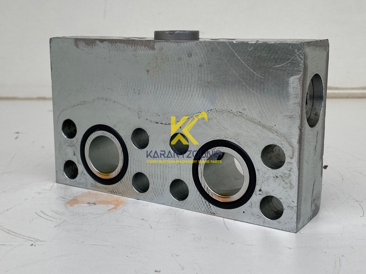 Liebherr Dämpfungsventil ID-Nr.10121777. P924 COMP, P926, R926, R916, R922, R924 COMP, R924, R926 COMP, R926, R930, R936, R946, R950 T, R960 T. #DÄ27652# - Motor okretanja za Bager: slika 3 Liebherr Dämpfungsventil ID-Nr.10121777. P924 COMP, P926, R926, R916, R922, R924 COMP, R924, R926 COMP, R926, R930, R936, R946, R950 T, R960 T. #DÄ27652# - Motor okretanja za Bager: slika 3
