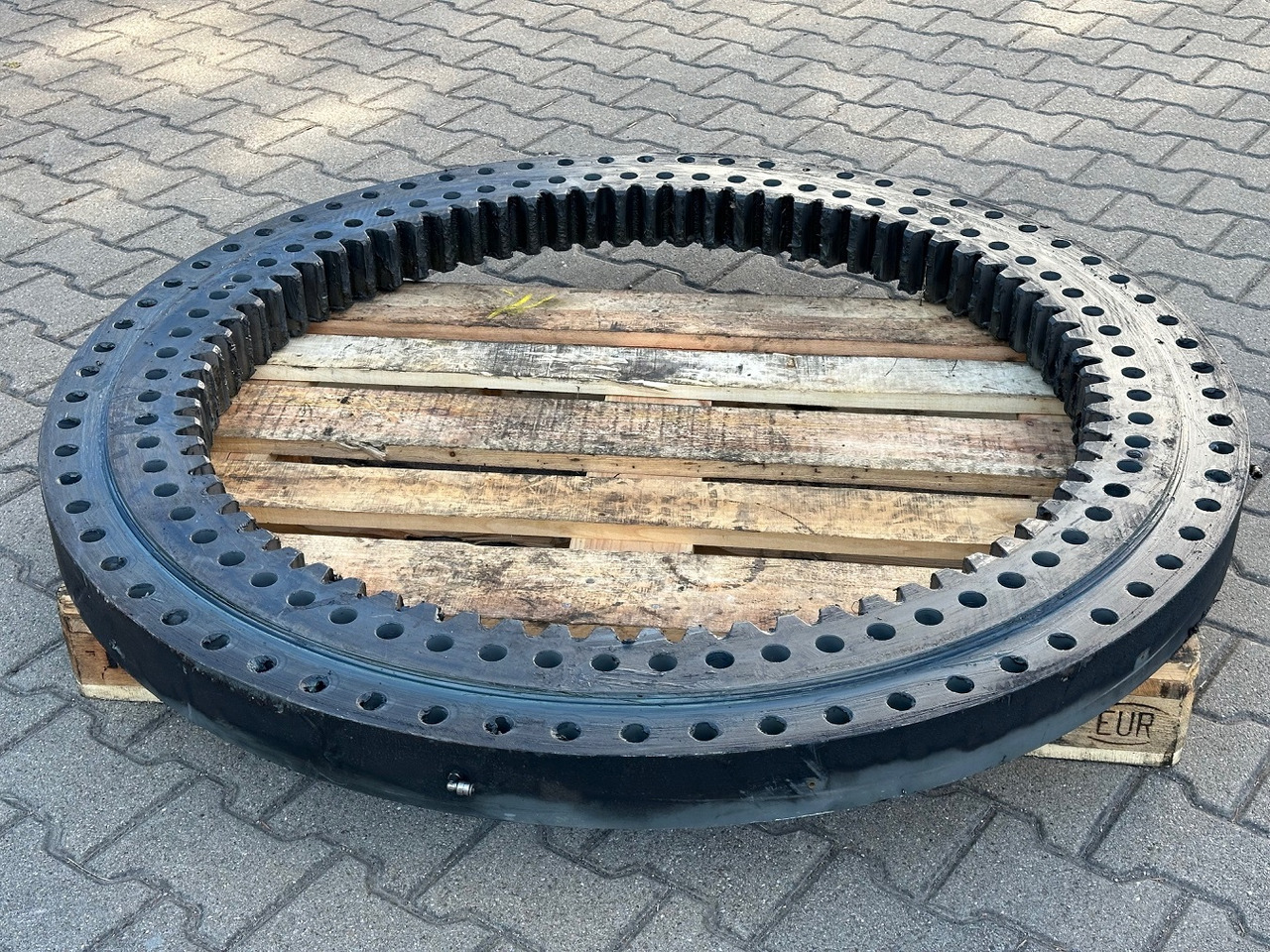 Liebherr Drehkranz - Kugeldrehverbindung Typ:KUD120 VJ 001. ID-Nr.969077501. MK 88, MK88 Plus. #969077501.10178# - Pokretni prsten za Autodizalica: slika 2 Liebherr Drehkranz - Kugeldrehverbindung Typ:KUD120 VJ 001. ID-Nr.969077501. MK 88, MK88 Plus. #969077501.10178# - Pokretni prsten za Autodizalica: slika 2