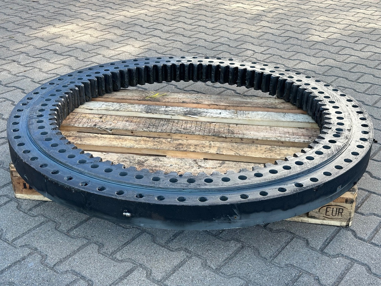 Liebherr Drehkranz - Kugeldrehverbindung Typ:KUD120 VJ 001. ID-Nr.969077501. MK 88, MK88 Plus. #969077501.10178# - Pokretni prsten za Autodizalica: slika 4 Liebherr Drehkranz - Kugeldrehverbindung Typ:KUD120 VJ 001. ID-Nr.969077501. MK 88, MK88 Plus. #969077501.10178# - Pokretni prsten za Autodizalica: slika 4