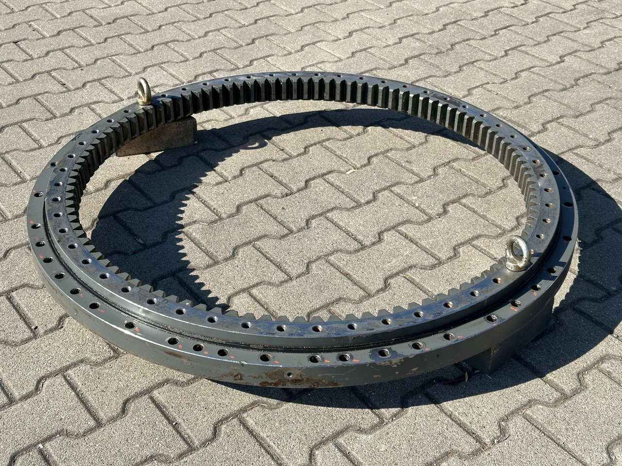Liebherr Drehkranz - Kugeldrehverbindung Typ:KUD34VJ009-000. ID-Nr.90213287. R914RAIL,R914COMP,R914K-S,R914K-STD,R918LC,R918NLC,R918XLC,R920K-LC,R920K-NLC. #90213287.21155# - Pokretni prsten za Građevinska mašina: slika 1 Liebherr Drehkranz - Kugeldrehverbindung Typ:KUD34VJ009-000. ID-Nr.90213287. R914RAIL,R914COMP,R914K-S,R914K-STD,R918LC,R918NLC,R918XLC,R920K-LC,R920K-NLC. #90213287.21155# - Pokretni prsten za Građevinska mašina: slika 1