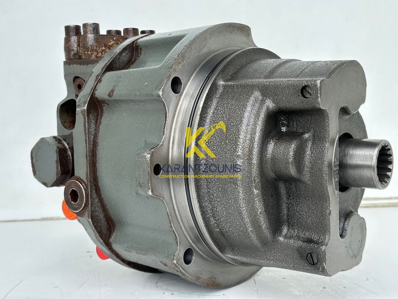 Liebherr Hydraulikeinbaumotor CMVE O 108. ID-Nr.10118562 - ID-Nr.10132610 - ID-Nr.10129048. LOS1916, LOS916, LOS926, R906, R916, R918, R920, R922, R924, R926COMP, R926, R936. #28314# - Hidraulični motor za Građevinska mašina: slika 1 Liebherr Hydraulikeinbaumotor CMVE O 108. ID-Nr.10118562 - ID-Nr.10132610 - ID-Nr.10129048. LOS1916, LOS916, LOS926, R906, R916, R918, R920, R922, R924, R926COMP, R926, R936. #28314# - Hidraulični motor za Građevinska mašina: slika 1