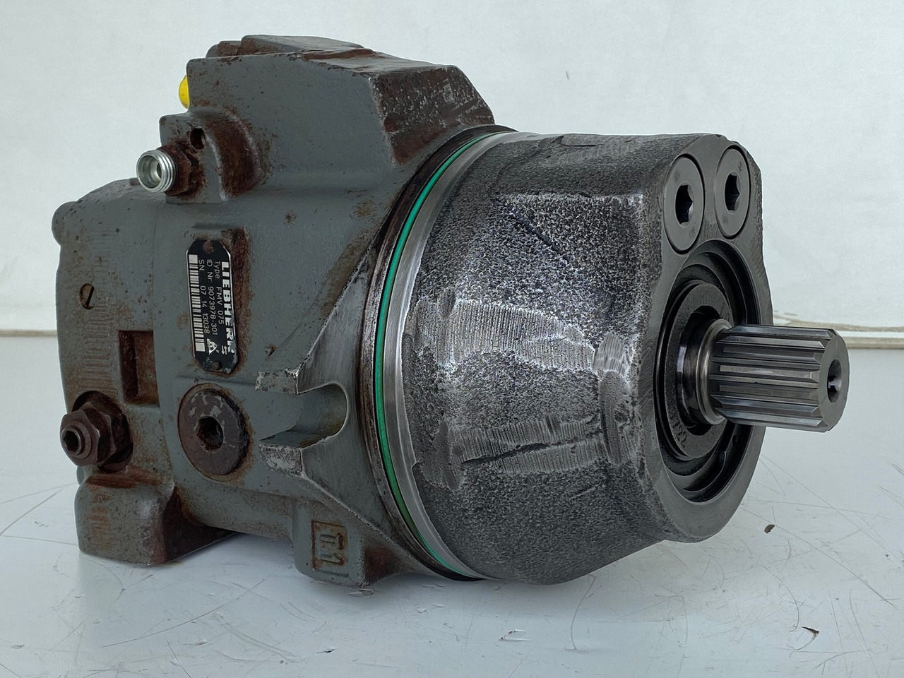 Liebherr Hydraulikeinbaumotor FMV075,  ID-Nr.9073978.  LOS914, LOS924, R902, R904, R912, R914, R922, R924, R924 COMP, R924 COMPA.  #13038# - Hidraulični motor za Bager guseničar: slika 1 Liebherr Hydraulikeinbaumotor FMV075,  ID-Nr.9073978.  LOS914, LOS924, R902, R904, R912, R914, R922, R924, R924 COMP, R924 COMPA.  #13038# - Hidraulični motor za Bager guseničar: slika 1