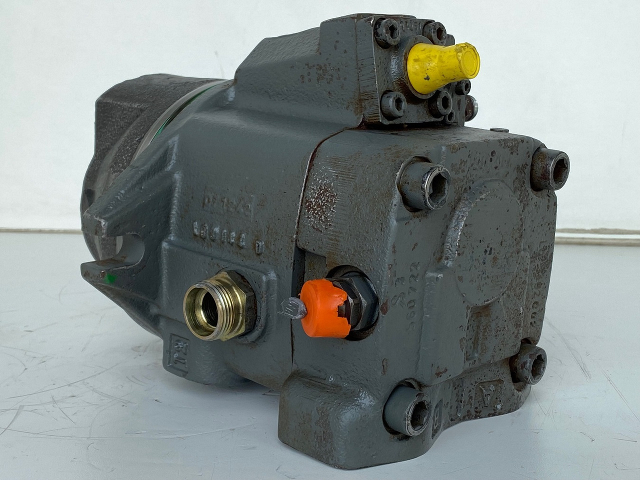 Liebherr Hydraulikeinbaumotor FMV075,  ID-Nr.9073978.  LOS914, LOS924, R902, R904, R912, R914, R922, R924, R924 COMP, R924 COMPA.  #13038# - Hidraulični motor za Bager guseničar: slika 5 Liebherr Hydraulikeinbaumotor FMV075,  ID-Nr.9073978.  LOS914, LOS924, R902, R904, R912, R914, R922, R924, R924 COMP, R924 COMPA.  #13038# - Hidraulični motor za Bager guseničar: slika 5