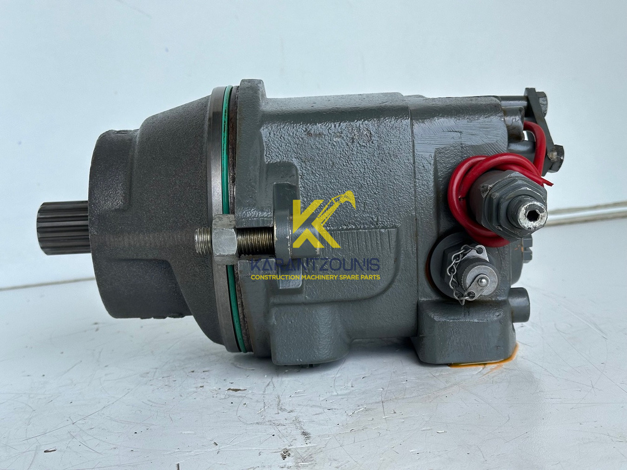 Liebherr Hydraulikeinbaumotor Typ:FMF058, ID-Nr.10122576 - ID-Nr.10145827 - ID-Nr.11371069. LOS1906, P924 COMP , R906, R906 PROTO, R916, R922, R924, R924 COMP, R926 COMP, R926 K LC. #39780# - Hidraulični motor za Bager: slika 4 Liebherr Hydraulikeinbaumotor Typ:FMF058, ID-Nr.10122576 - ID-Nr.10145827 - ID-Nr.11371069. LOS1906, P924 COMP , R906, R906 PROTO, R916, R922, R924, R924 COMP, R926 COMP, R926 K LC. #39780# - Hidraulični motor za Bager: slika 4