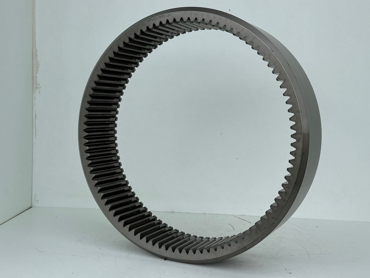 Liebherr Original Innenrad ID-Nr.944427803. FAT500E502,FAT500E503,FAT500E517,FAT500E518,FAT500F522,FAT500F522,FAT500F528,FAT500F529.PR734,PR73605,PR7363,PR7364,PR736,RL44,RL46,RL463. #944427803.31.07# - Pogonski reduktor za Građevinska mašina: slika 3 Liebherr Original Innenrad ID-Nr.944427803. FAT500E502,FAT500E503,FAT500E517,FAT500E518,FAT500F522,FAT500F522,FAT500F528,FAT500F529.PR734,PR73605,PR7363,PR7364,PR736,RL44,RL46,RL463. #944427803.31.07# - Pogonski reduktor za Građevinska mašina: slika 3