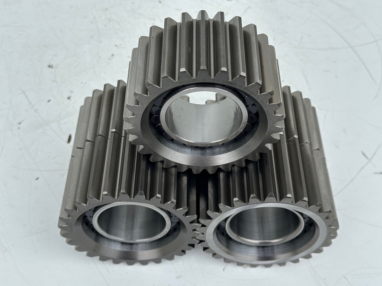 Liebherr Planetenrad ID-Nr.90205840. FAT350P126 - FAT350P138. R920 - R922 - R924 - R925 - R926 - R930 T. #90205840.22.05.01# - Pogonski reduktor za Bager guseničar: slika 3 Liebherr Planetenrad ID-Nr.90205840. FAT350P126 - FAT350P138. R920 - R922 - R924 - R925 - R926 - R930 T. #90205840.22.05.01# - Pogonski reduktor za Bager guseničar: slika 3