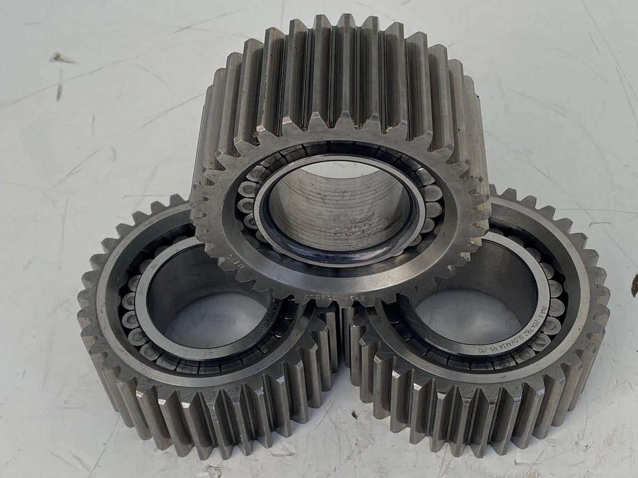 Motor okretanja za Bager guseničar Liebherr Planetenrad  ID-Nr.9443057 - ID-Nr.944305703 - ID-Nr.90213986. #PLA01232#: slika 6 Motor okretanja za Bager guseničar Liebherr Planetenrad  ID-Nr.9443057 - ID-Nr.944305703 - ID-Nr.90213986. #PLA01232#: slika 6