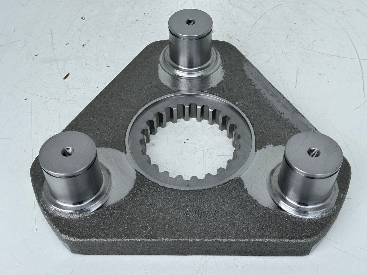 Liebherr Planetenträger ID-Nr.12962320. #12962320.A4.285# - Menjač i delovi za Bager: slika 2 Liebherr Planetenträger ID-Nr.12962320. #12962320.A4.285# - Menjač i delovi za Bager: slika 2