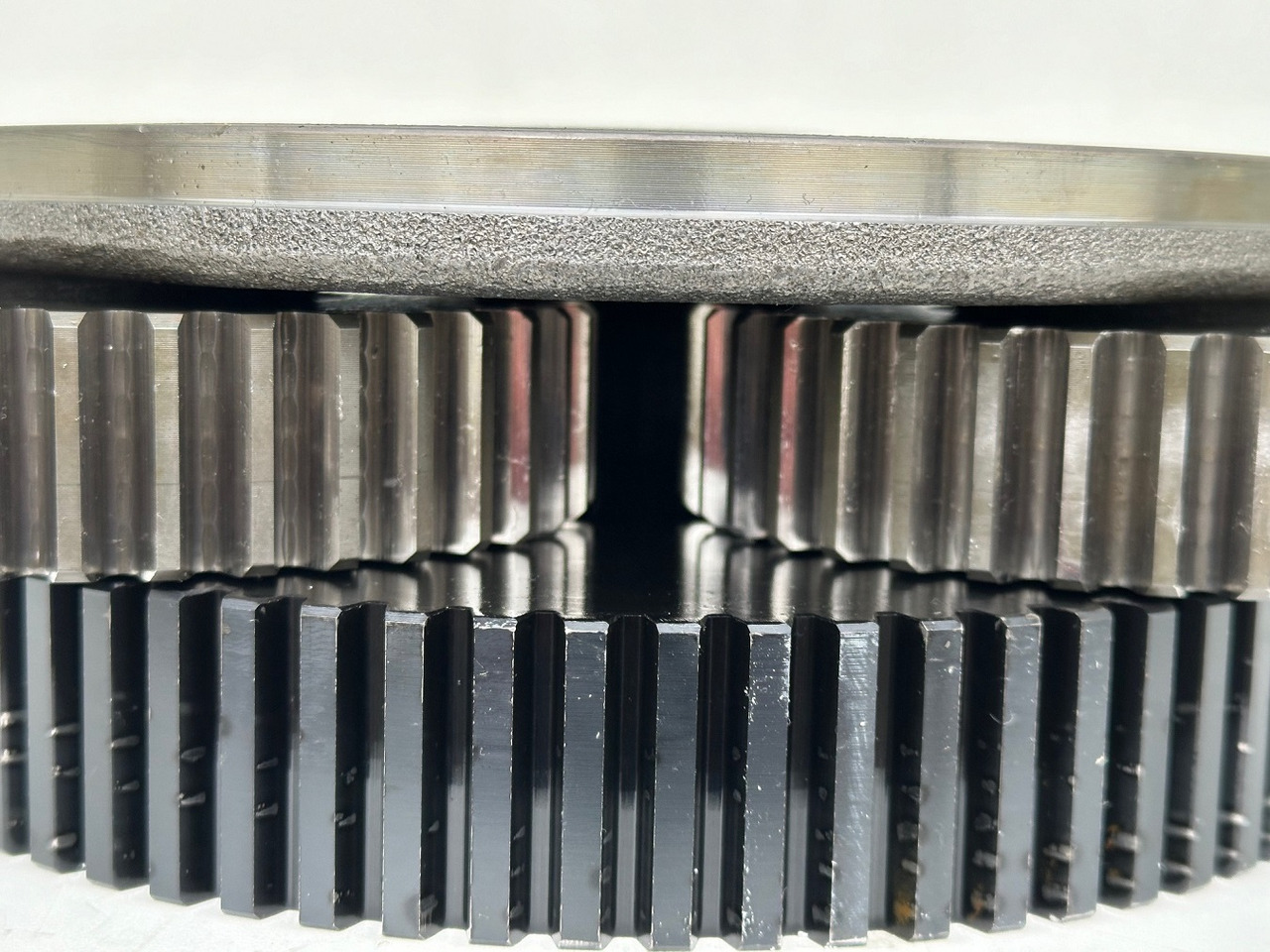 Motor okretanja za Građevinska mašina Liebherr Planetenträger ID-Nr.90006547 mit Planetenrad ID-Nr.90209187 und Lamellenträger ID-Nr.90006550. #LA.PL.PA.137239#: slika 12 Motor okretanja za Građevinska mašina Liebherr Planetenträger ID-Nr.90006547 mit Planetenrad ID-Nr.90209187 und Lamellenträger ID-Nr.90006550. #LA.PL.PA.137239#: slika 12