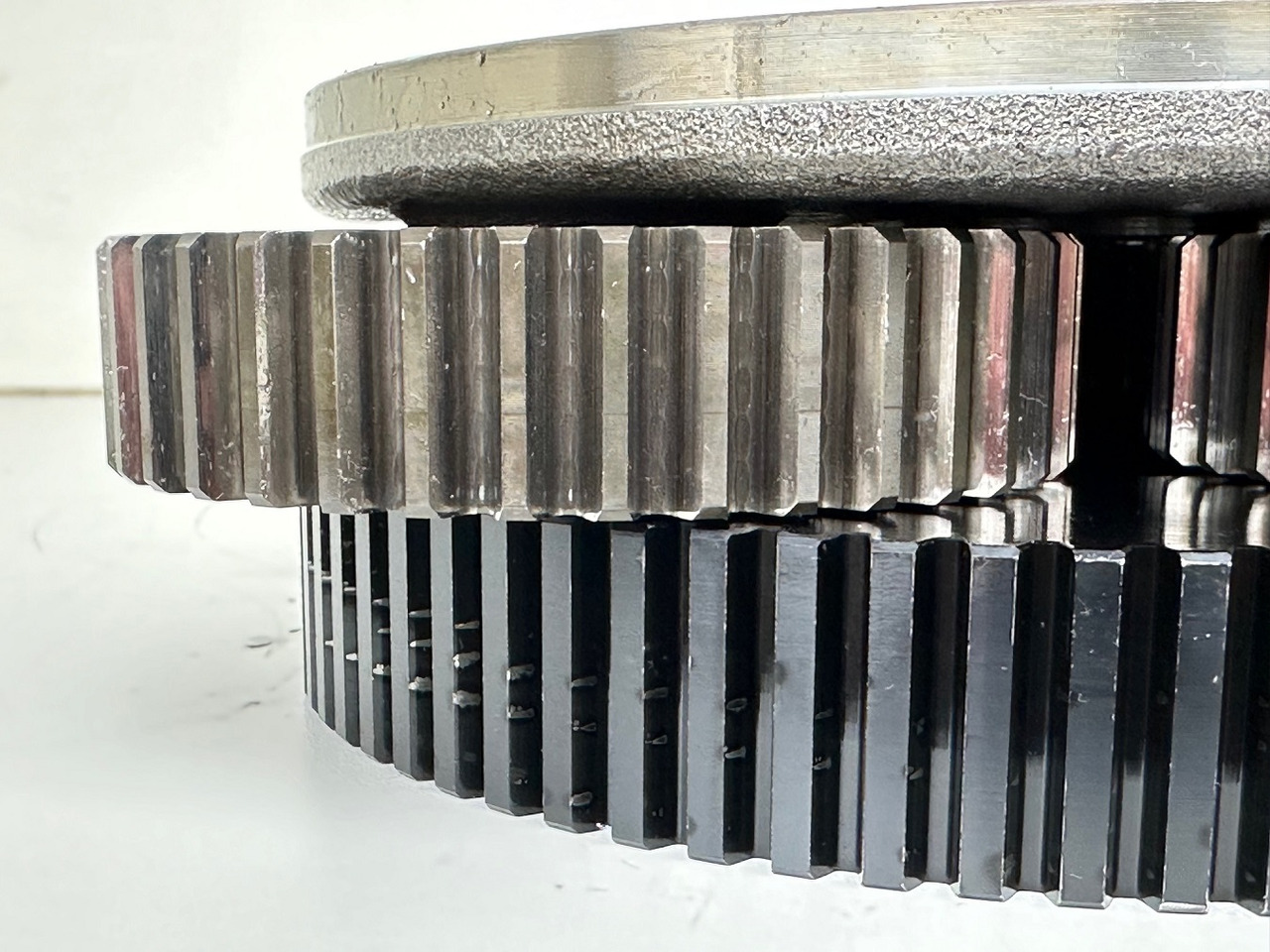 Motor okretanja za Građevinska mašina Liebherr Planetenträger ID-Nr.90006547 mit Planetenrad ID-Nr.90209187 und Lamellenträger ID-Nr.90006550. #LA.PL.PA.137239#: slika 11 Motor okretanja za Građevinska mašina Liebherr Planetenträger ID-Nr.90006547 mit Planetenrad ID-Nr.90209187 und Lamellenträger ID-Nr.90006550. #LA.PL.PA.137239#: slika 11